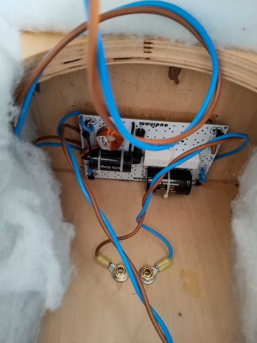 Boxe de raft SEAS a26 , componente de top de la Seas Excel, Prestige, Purity, Jantzen audio, Mundorf. Carcasa este din birch plywood 15 layers