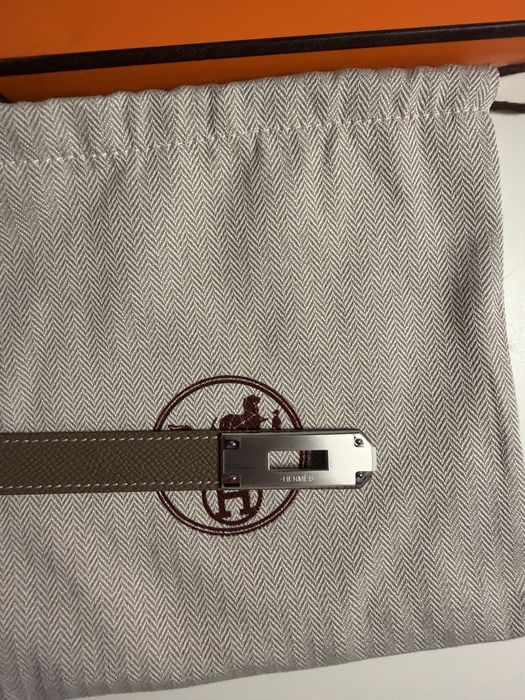 Curea Hermès Kelly 18 - cu cutie și husă de protecție