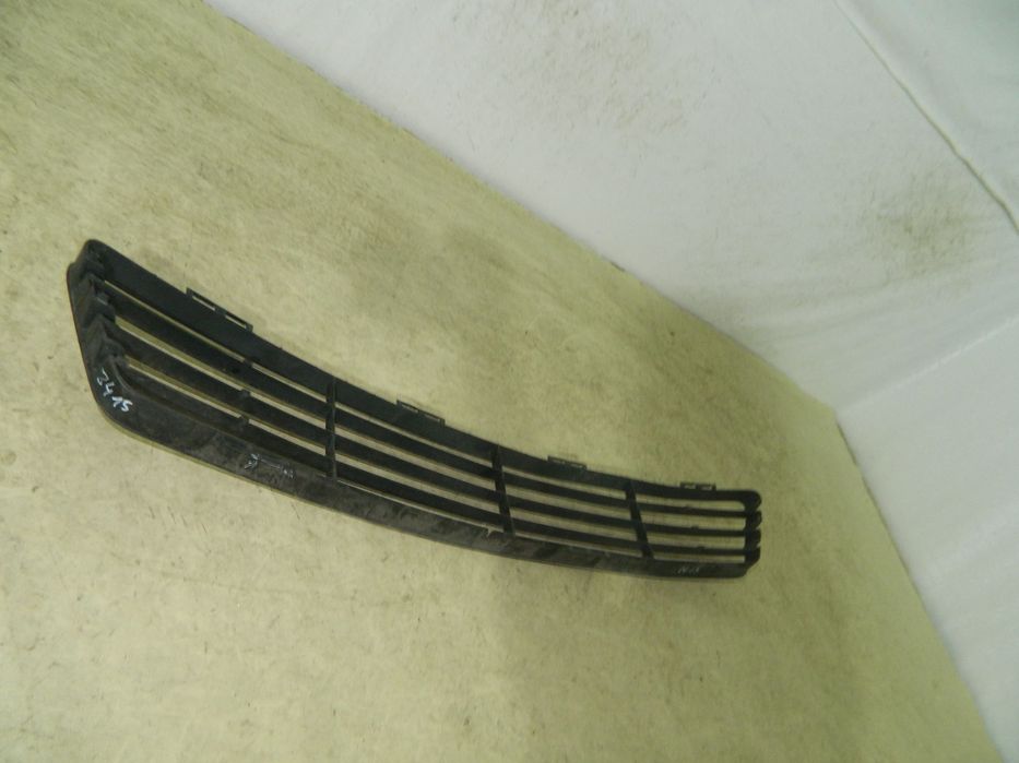 Grila centrala bara fata, Ford Fiesta, 2005, 2006, 2007, 2007, 2008,, 2S61-A018A58-A