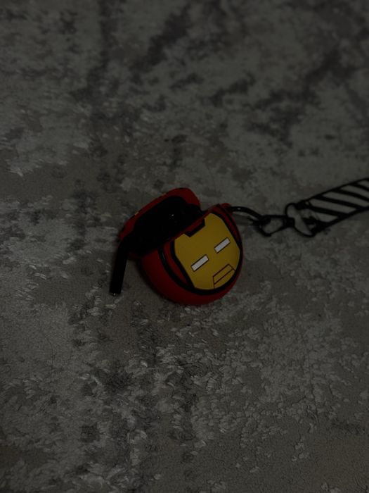 AirPods черные, вместе с чехлом