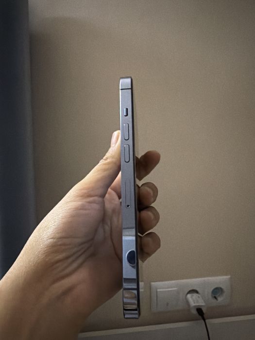 Iphone 13 pro в хорошем состоянии