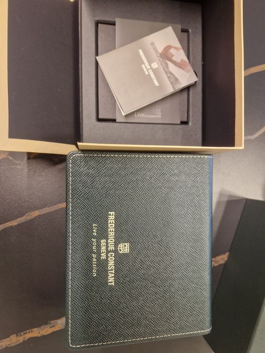 Frederique Constant дамски часовник