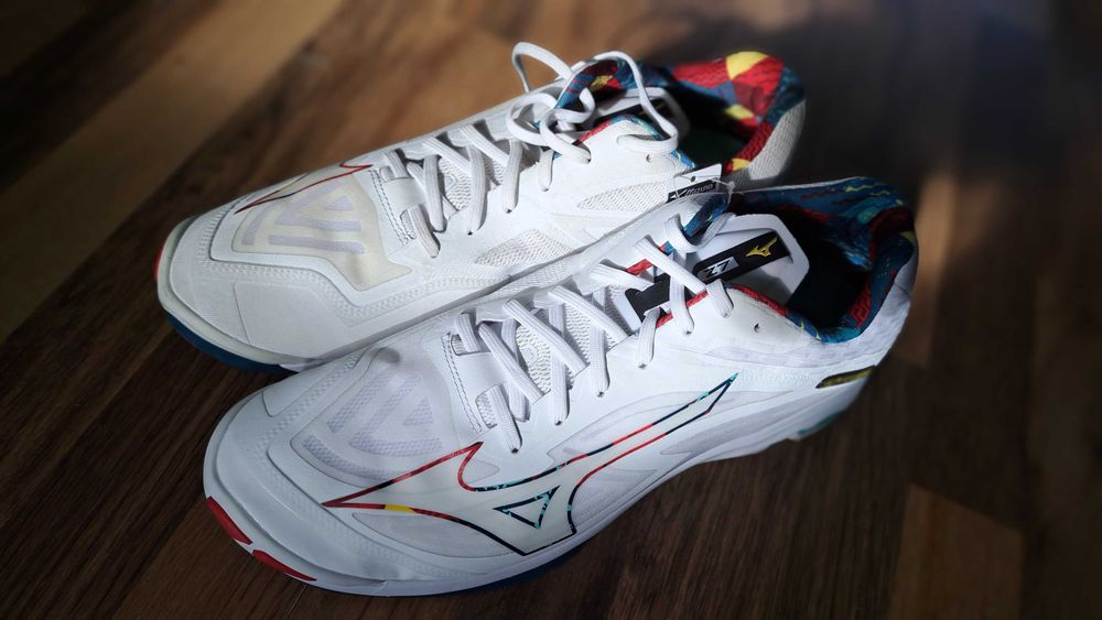 UNDER ARMOURacics,CAТ,ECCO,broкsadidas,LOWA,mizuno