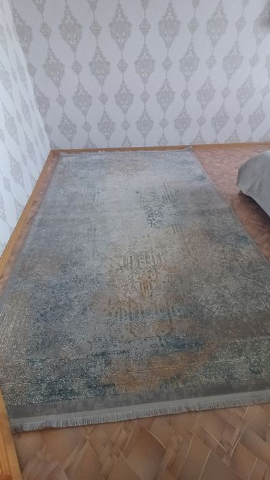 Продам Ковер 2/3