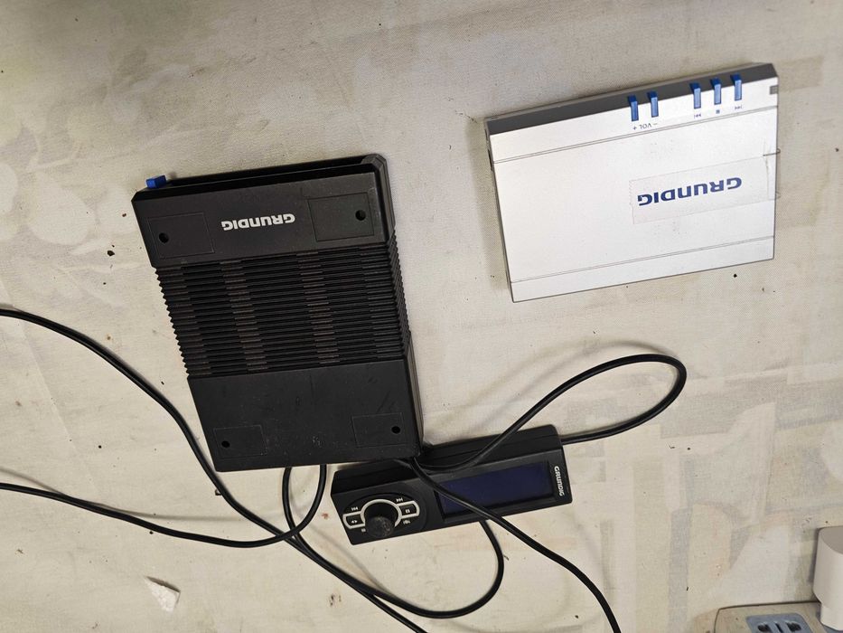 Jukebox Car Audio MP3 Grundig HDD30 (G HP 0600) - Player Auto Hard Disk, Cartuș Detașabil, Telecomandă cu Afișaj LCD