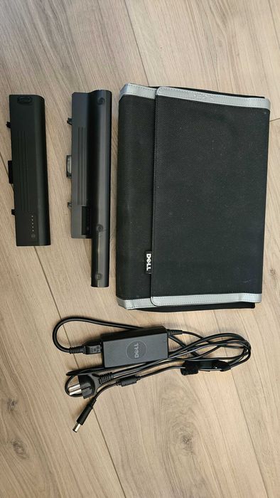 Dell XPS 13 - acumulatori - husa - incarcator 90w