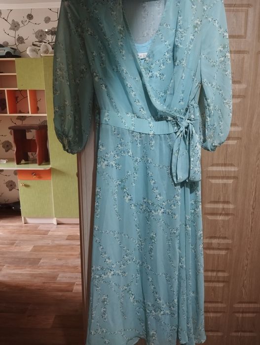 Шифон көйлектер сатылады.(Турецкий)