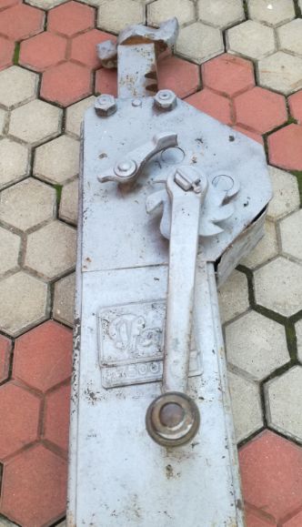 Cric cu cremaliera vinci /Cheie dinamometrica /Distributie Ford