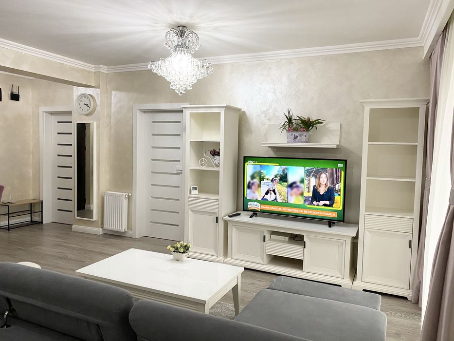 Persoana fizica inchiriez apartament doua camere Marasti bloc nou