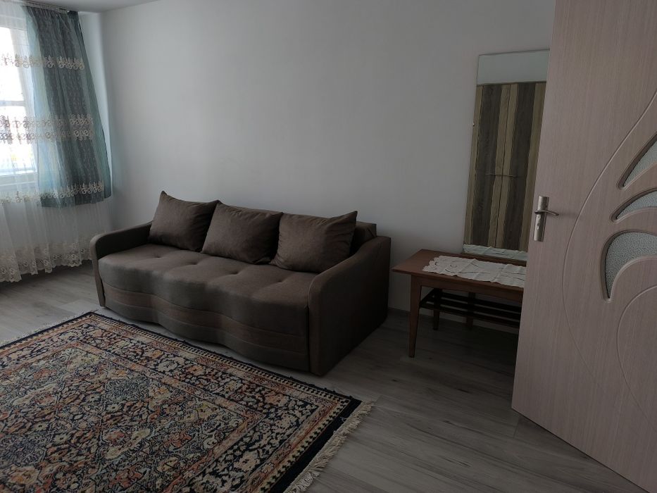 Apartament de închiriat