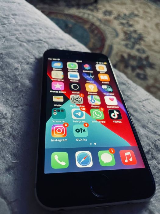 Продам Айфон 6с 32гб