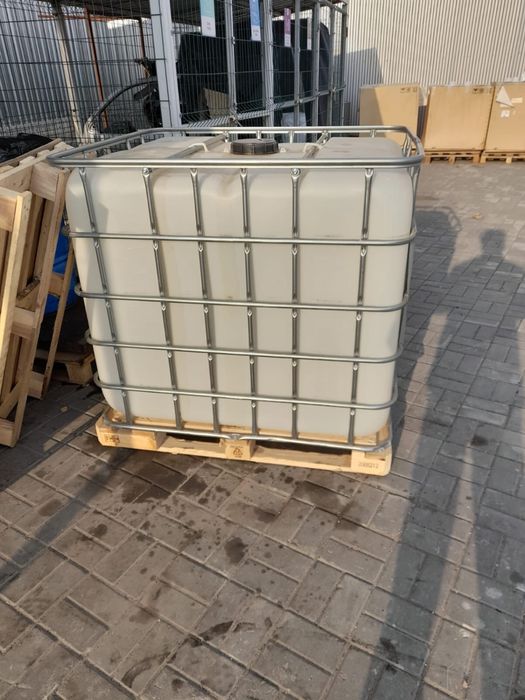 Продаю IBC контейнер (еврокуб) — 1000 литров