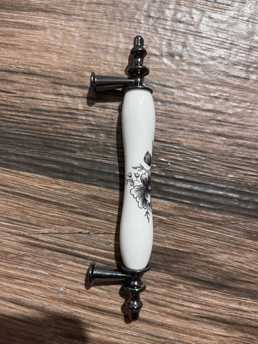 Дръжки за мебели / кухня 96 мм антик