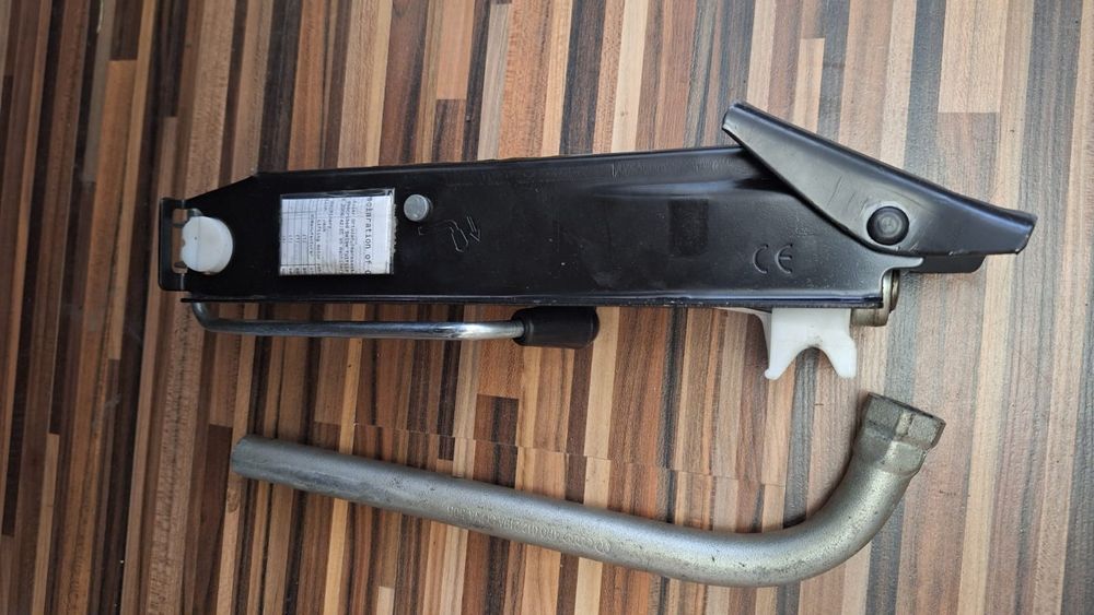 Cric Volkswagen stare impecabila