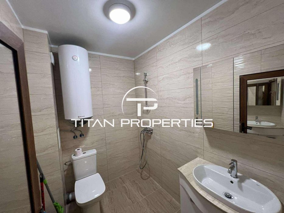 Дава се под наем Тристаен апартамент в Варна, Център - 104 кв.м за 1380 € - Снимка #16