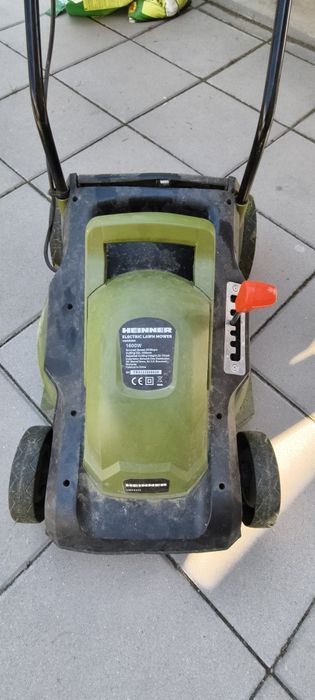 Mașina tuns iarba Heinner 1600w