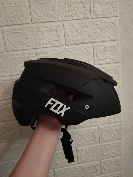Велосипедный шлем FOX