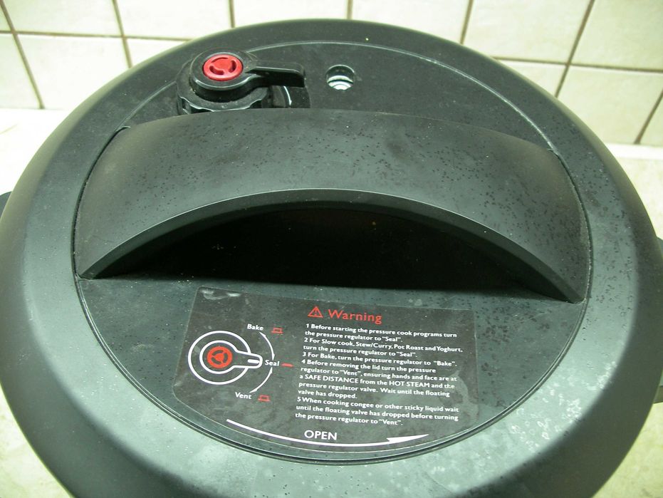 Mултикукър  PFILIPS HD2237A/40