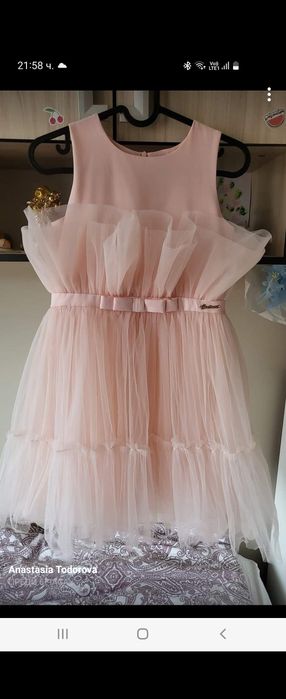 рокля 146см. contrast