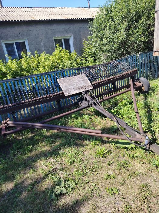 Продам грабли и косарку.