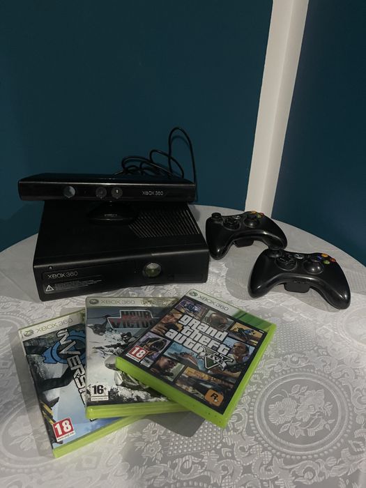Vand Consola Xbox 360