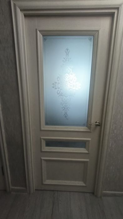 Продам межкомнатные двери б/у