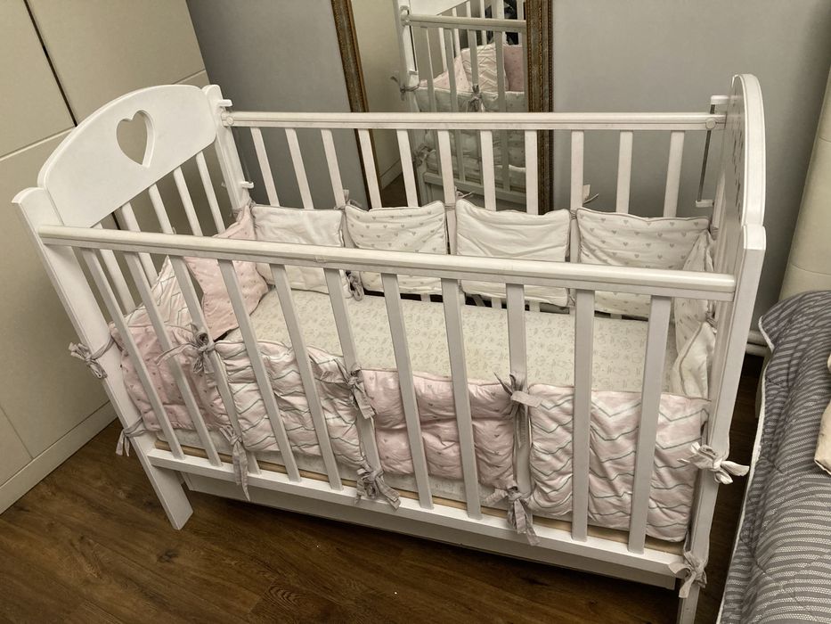 Продам кроватку детскую