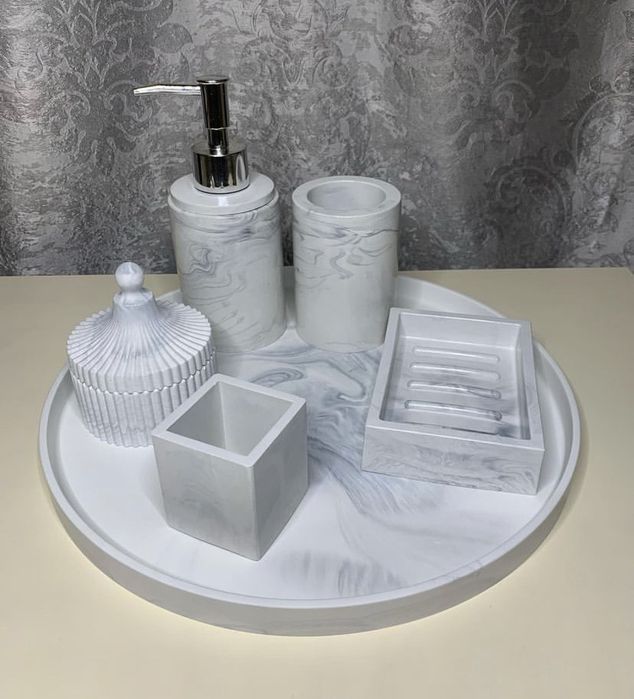 Декор из гипса