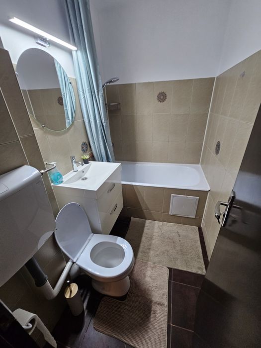 PROPRIETAR! Apartament 2 cam, decomandat, Alexandru cel Bun, langa Biserica Sf. Nectarie (pod Alexandru)