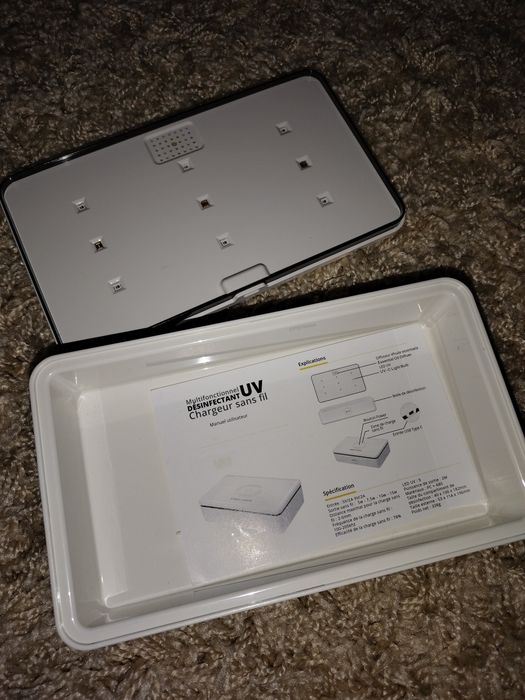 Incarcator wireless, dezinfectact UV