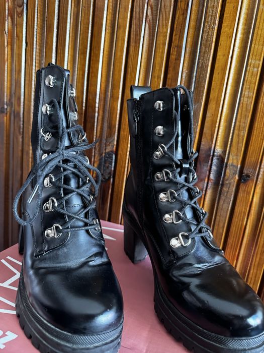 Черни дамски боти