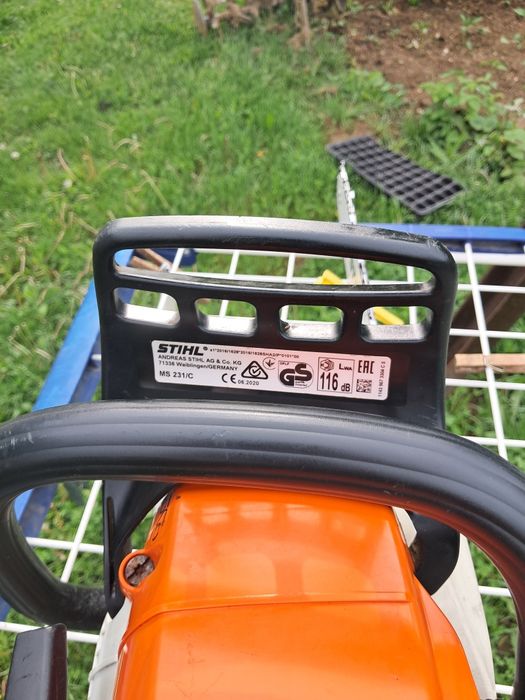 Vând Stihl MS 231