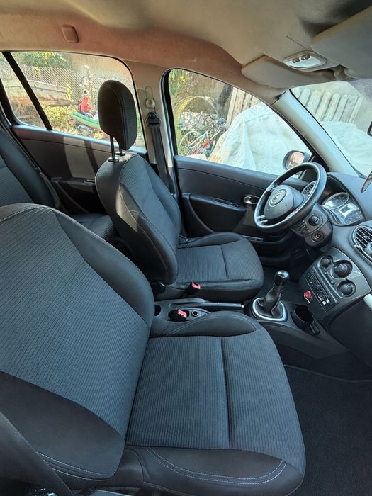 Renault Clio 3 1.5 dci 75 cp