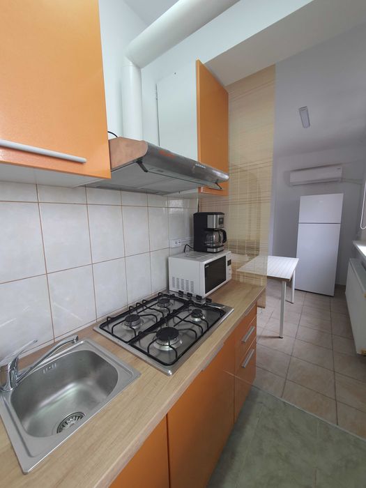 garsoniera de inchiriat
