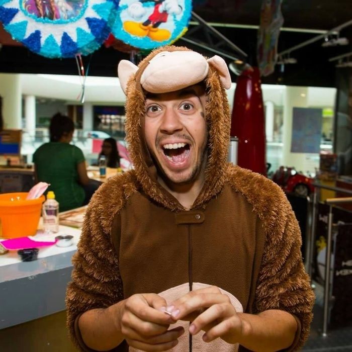 Аниматор - Детски Партита - Рождени Дни - Забавление