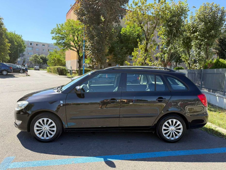 SKODA Fabia 2011 — imagine 2