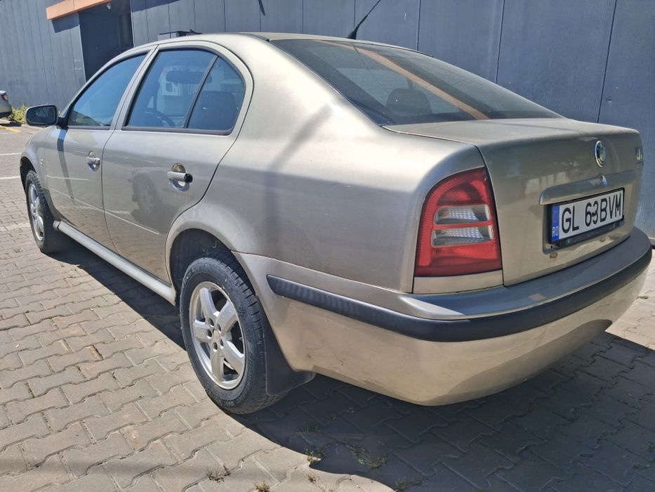 Skoda octavia 2004. 1.6 benzina, 105 cp. 198000km