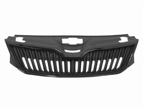 Решетка радиатора  Skoda Rapid