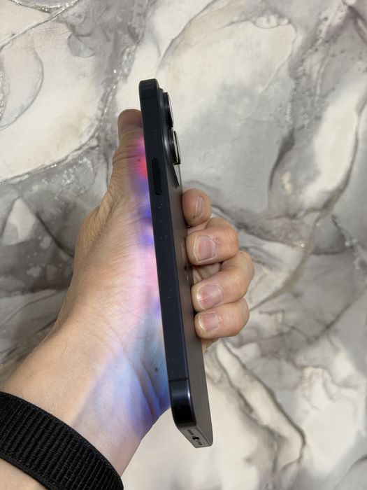 iPhone 15 Pro Max. 100 % 256 gb