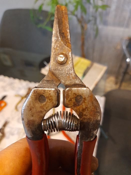 Дърводелски стяги,резач за тръби и лозарски ножици