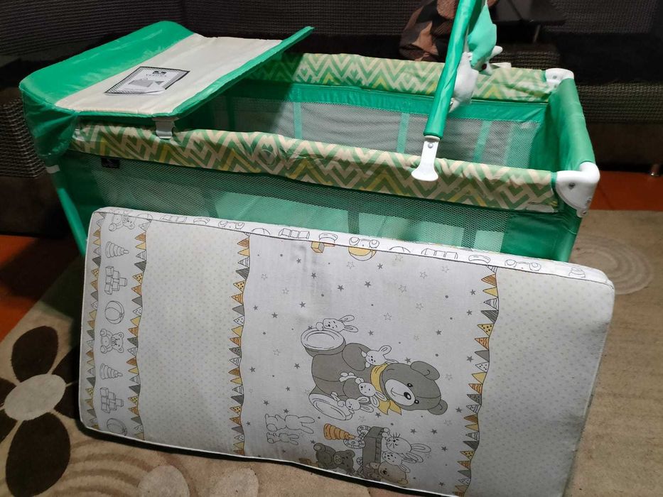 Продам кровать - манеж