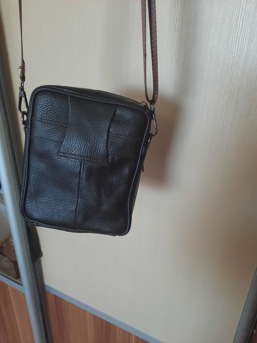 Продам мужская сумка кожа