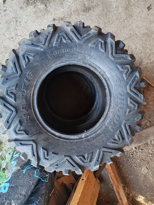 Vând 2 anvelope maxxis bighorn