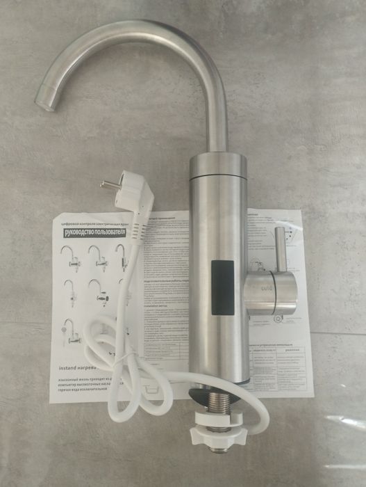 Проточный водонагреватель кран смеситель с горячей водой