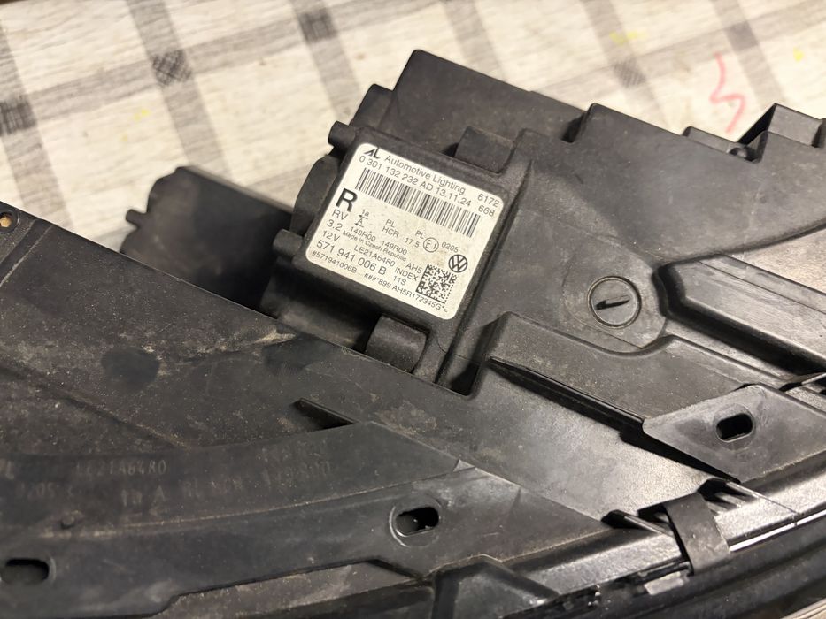 Far dreapta Volkswagen Tiguan 3 Full Led 2023/2024/2025/2026