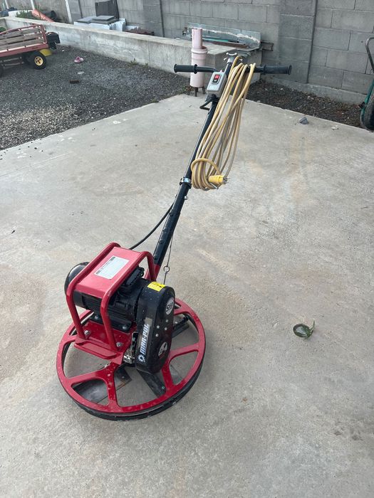 Vând elicopter electric pentru sapă 220!