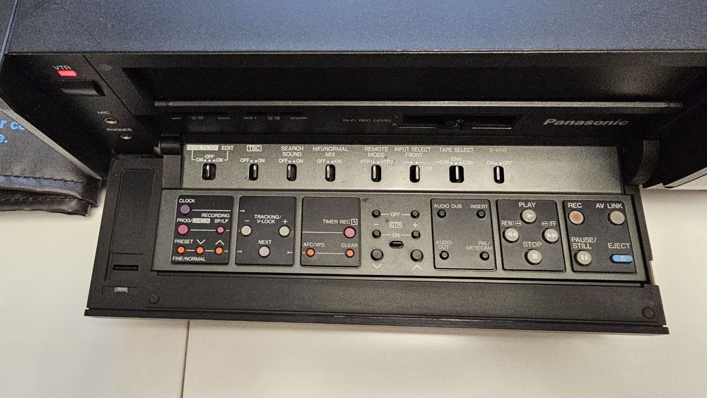 Panasonic NV-FS200 SVHS video recorder! *Колекционерски УНИКАТ *!