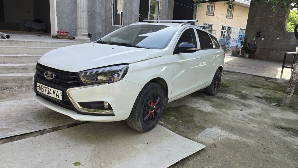 Лада веста св. 2019 срочно сотлади