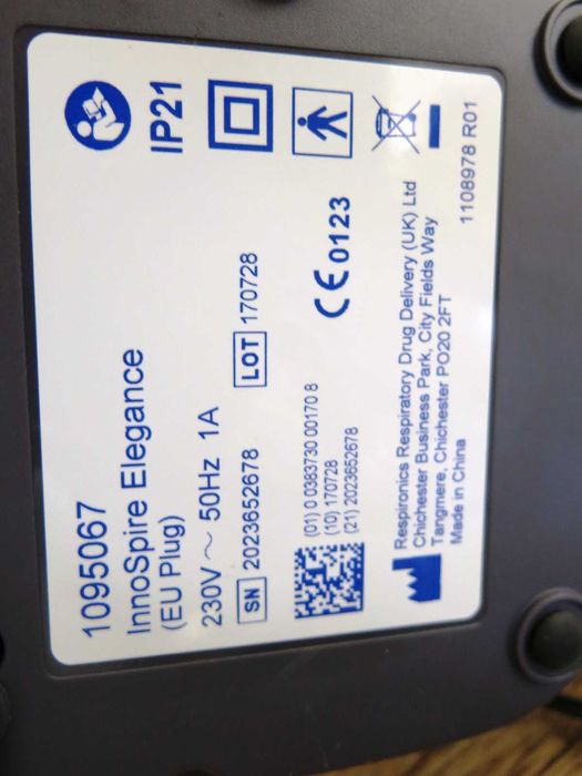 PHILIPS Respironics InnoSpire Elegance компресорен инхалатор с маска