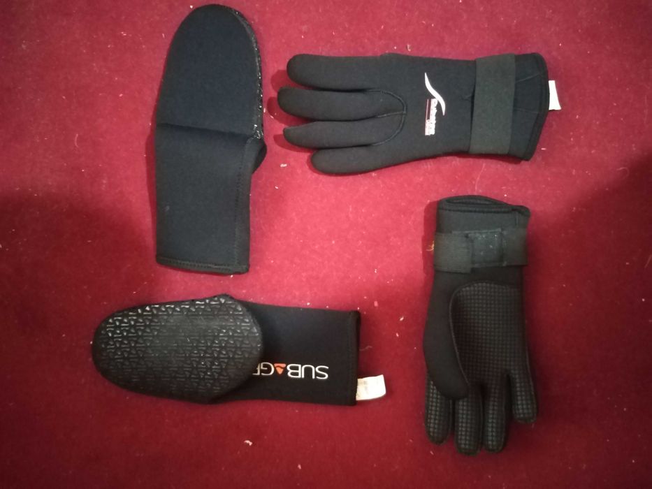 Echipament/costum inot/scufundari/scuba